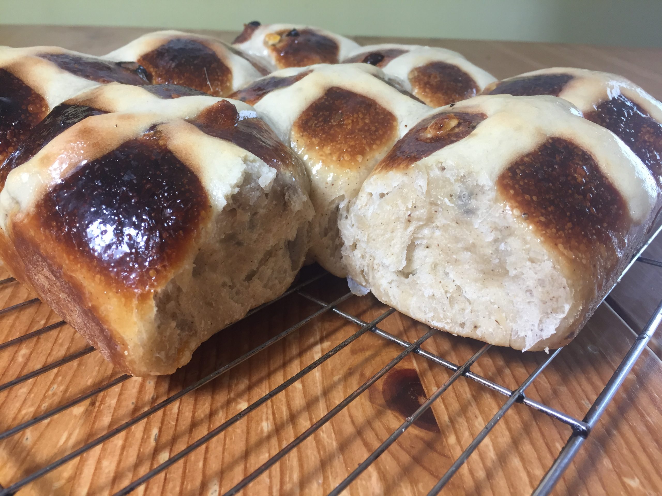 Hot cross buns : Hot cross bun recipe