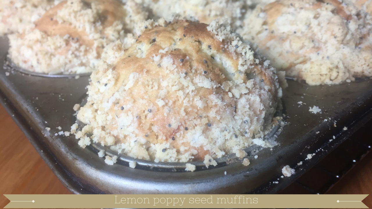 Lemon and poppy seed muffins : Lemon muffin recipe