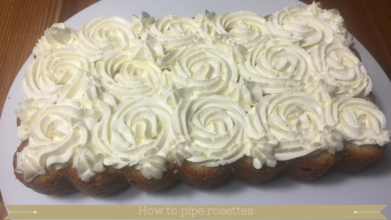 How to pipe rosettes : Cake icing techniques for beginners